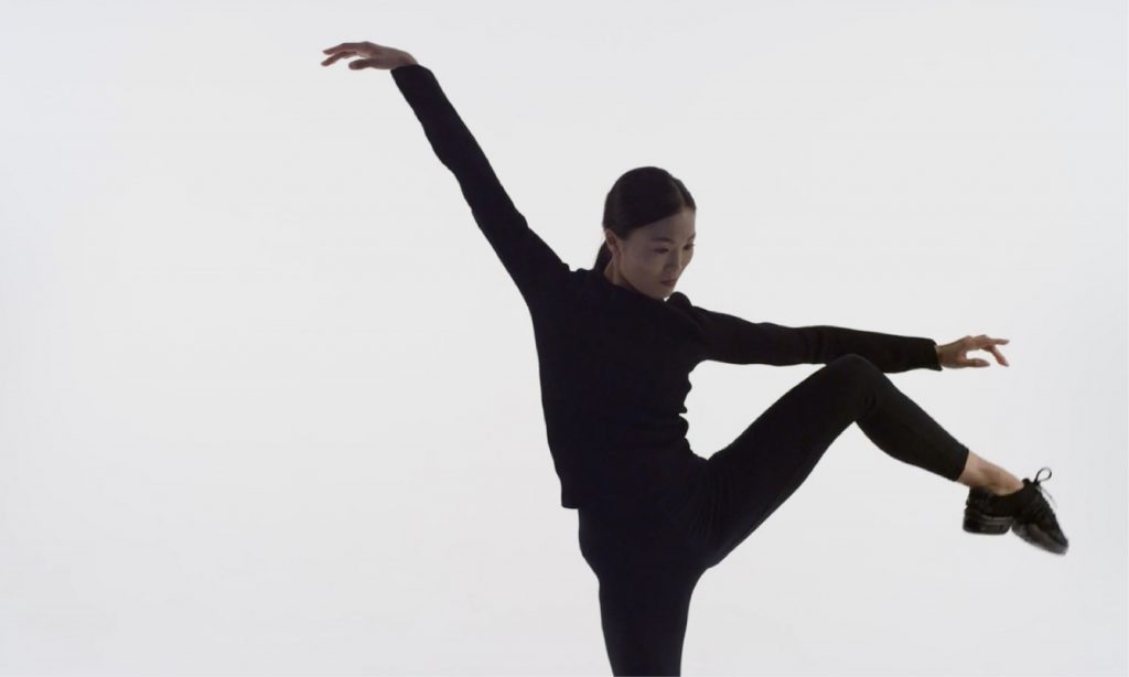 Alba-1913-HAND-FEET-Art-Director-Varvara-Frol-Dawid-Zalesky-Yuka-Ebihara